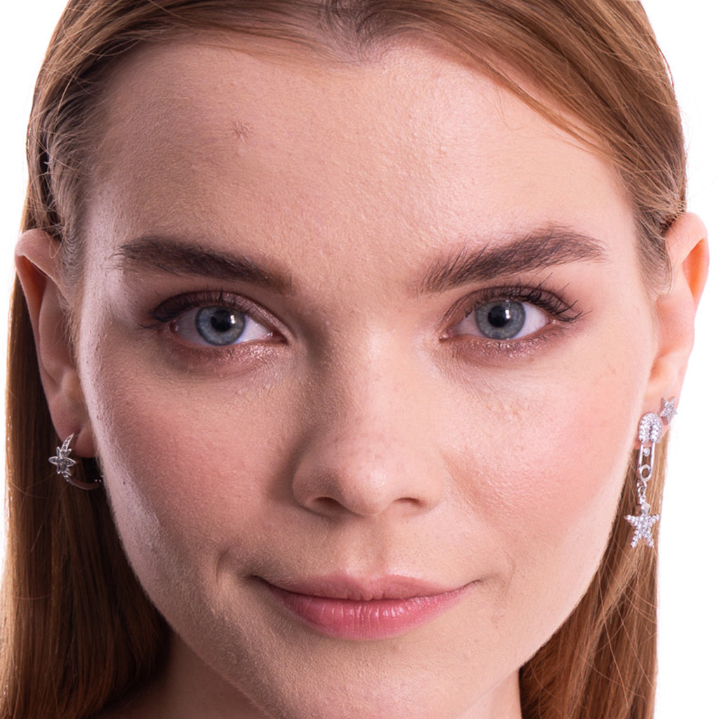 Aera Berlin Jewelry - Lynx Triple Star Earring Sterling Silver Model Photo Front