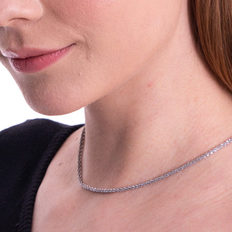 Aera Berling Jewelry - Nysa Rolo Necklace Sterling Silver Model Photo Right