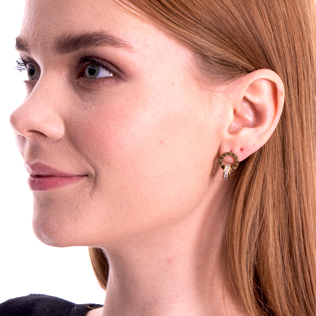 Aera Berlin Jewelry - Juno Roman Stud Earring 18K Gold Plated Model Photo Right