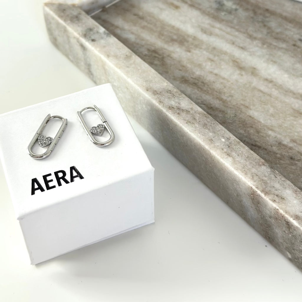Aera Berlin Jewelry - Vesta Elips Huggie Earring Sterling Silver Product Home Photo