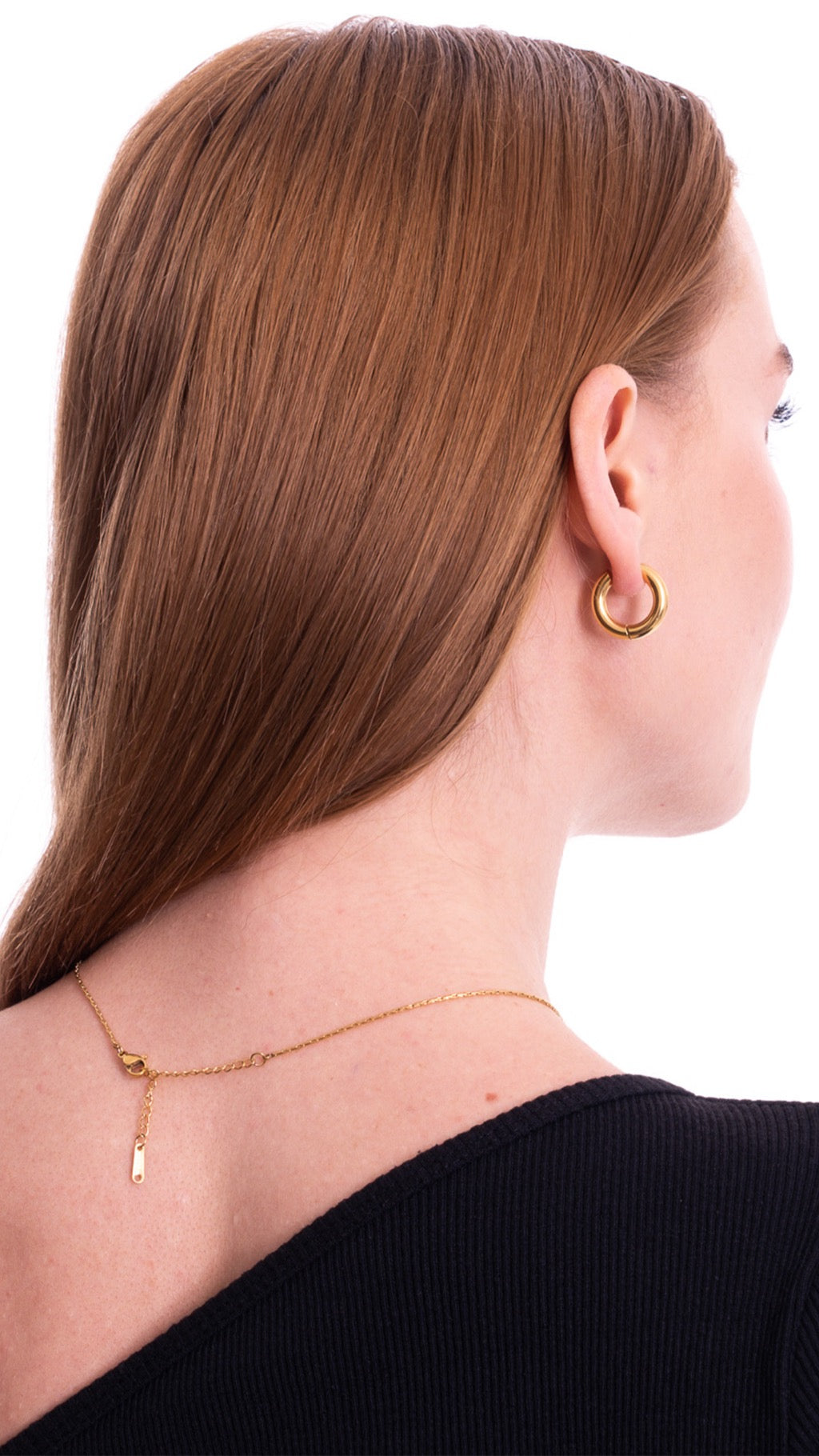 Aera Berlin Jewelry - Alya Figaro Heart Necklace Model Photo Back