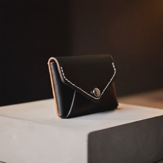 Black leather wallet / cardholder / coins bag video -  AERA Berlin
